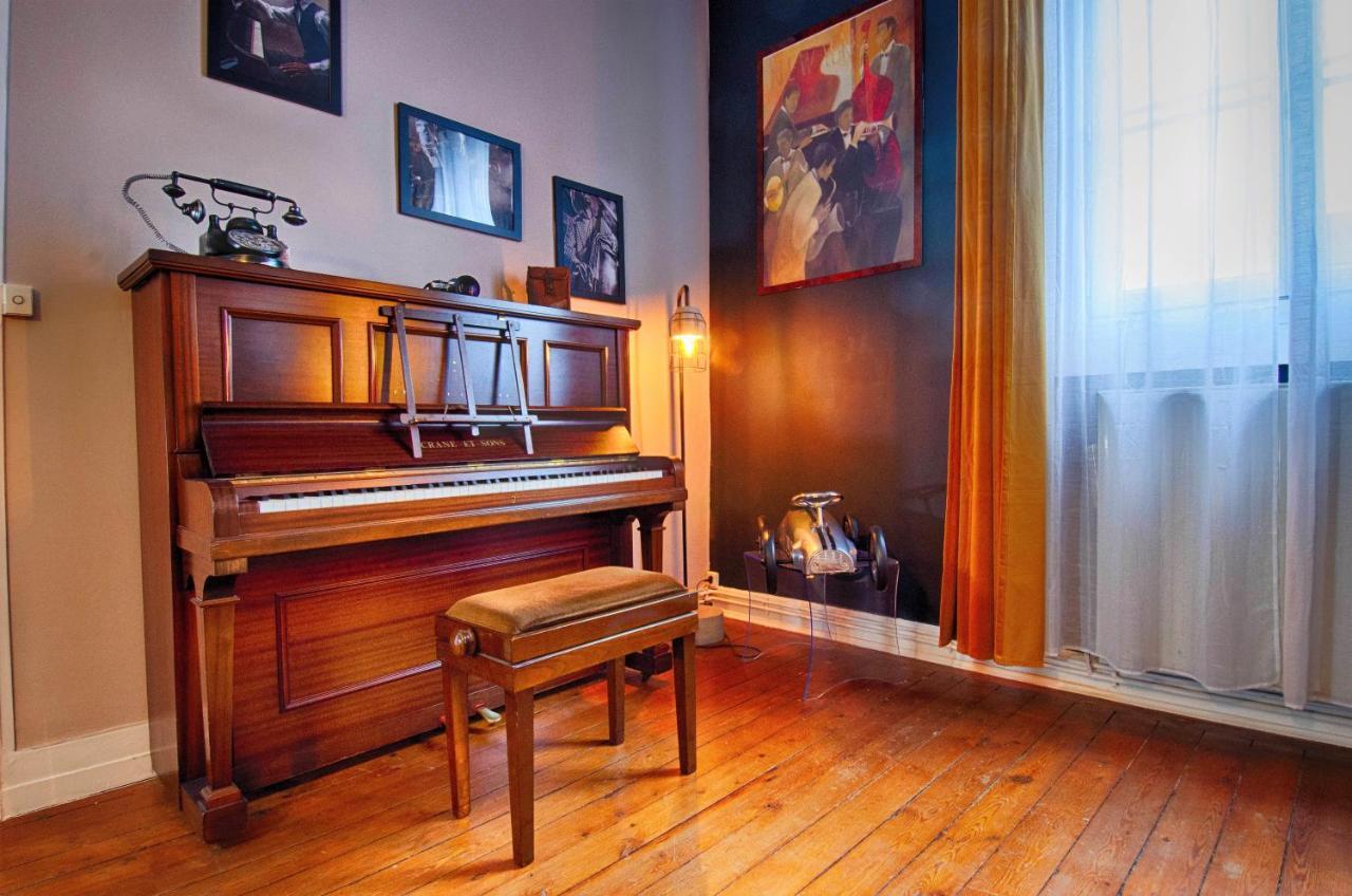 Sweet Nina Jazz Appartement Pour 5 Voyageurs, Situe A La Place De La Republique, Avec Parking Et Lit Queen Size Le Mans Eksteriør billede